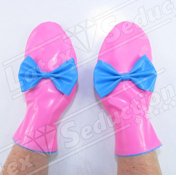 Sissy Mittens